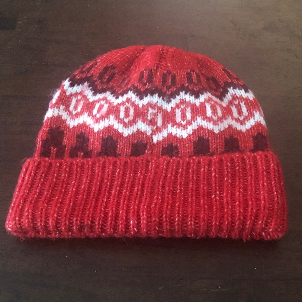 🚚 Universal Thread Red Knit Beanie